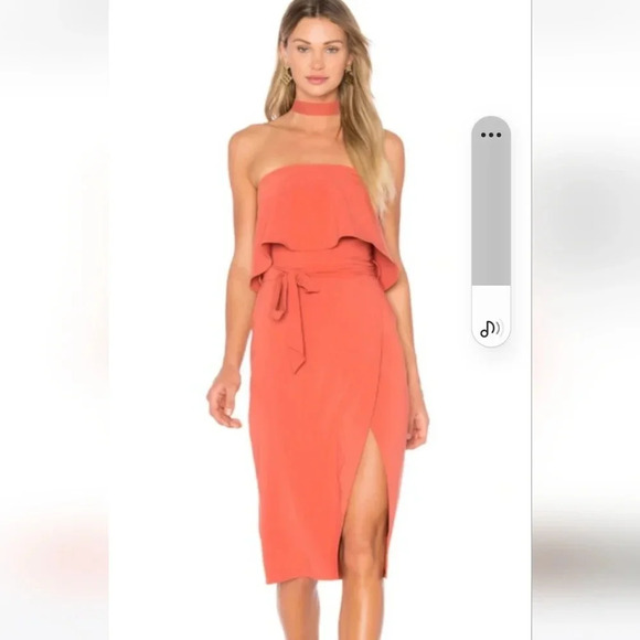 LOVER'S & FRIENDS Max Midi strapless Dress in Blood Orange. Size xs - Picture 2 of 13